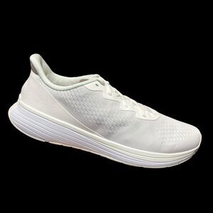 Lane-Eight Sneakers Mens 10.5 White Relay Trainer Athleisure Gym Classic Running